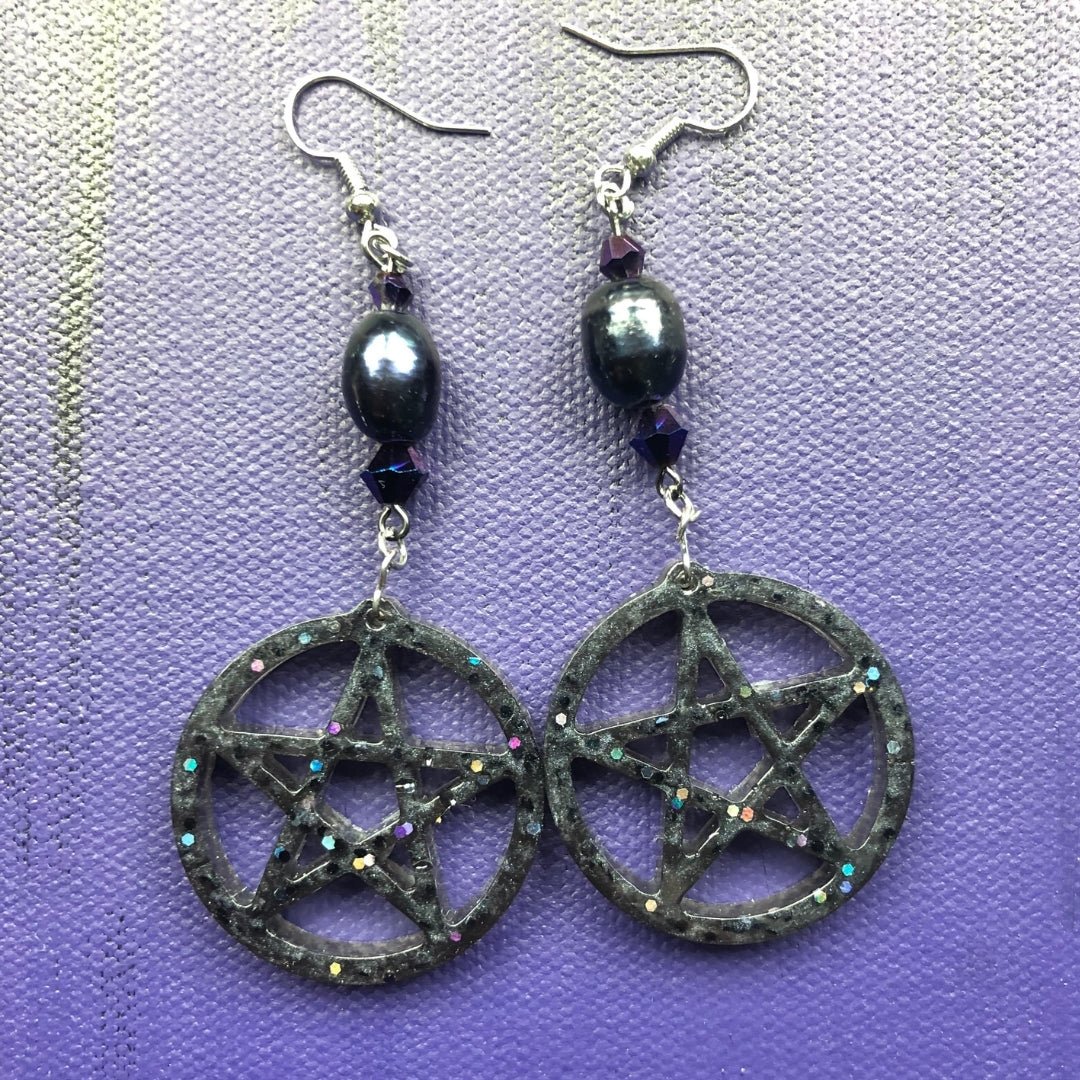 Rustic Pentagram Earrings - Black Rainbow with Freshwater Pearl - Driftless Enchantments